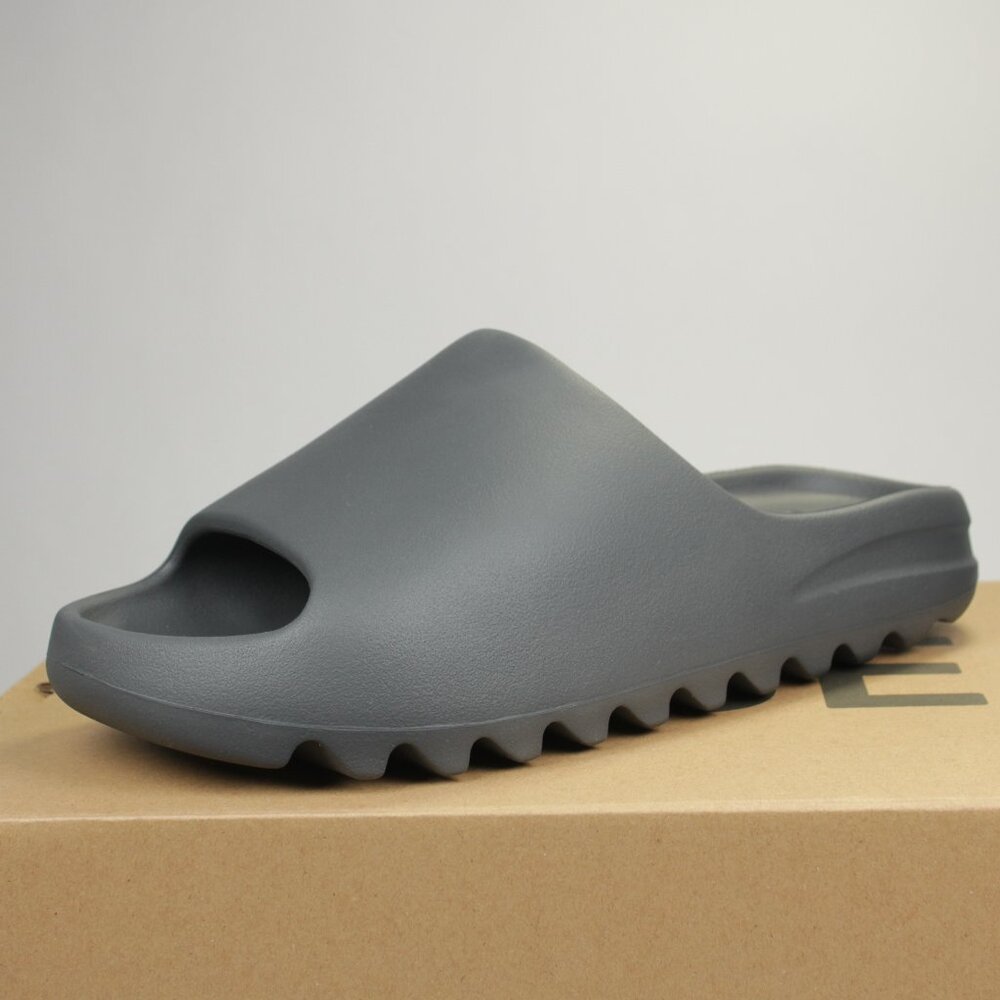 Adidas Yeezy Slate Grey-Size 10US-NEW WITH BOX- Unisex YZY SLIDE - ID2350 - Picture 4 of 7